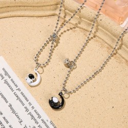 Magnetic Astronaut Ghost...